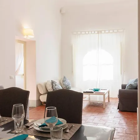 Santo Spirito Nest *