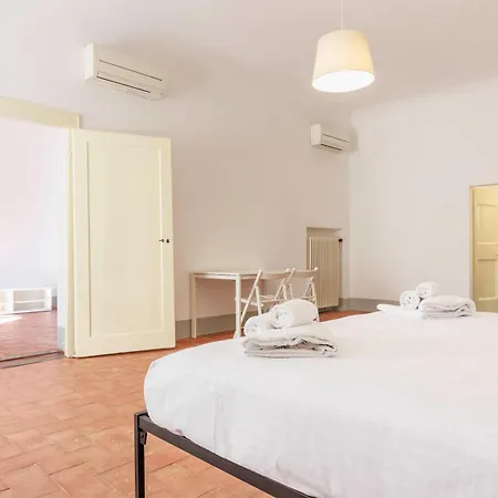 Santo Spirito Nest